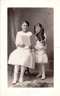 Zentner Sisters.